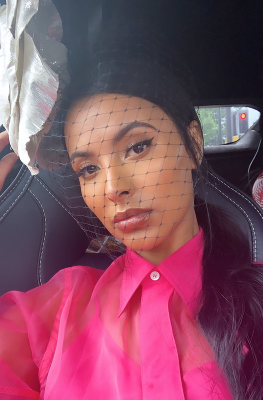 [Image: D9b-C1hu-Xs-AINhs-K.jpg]