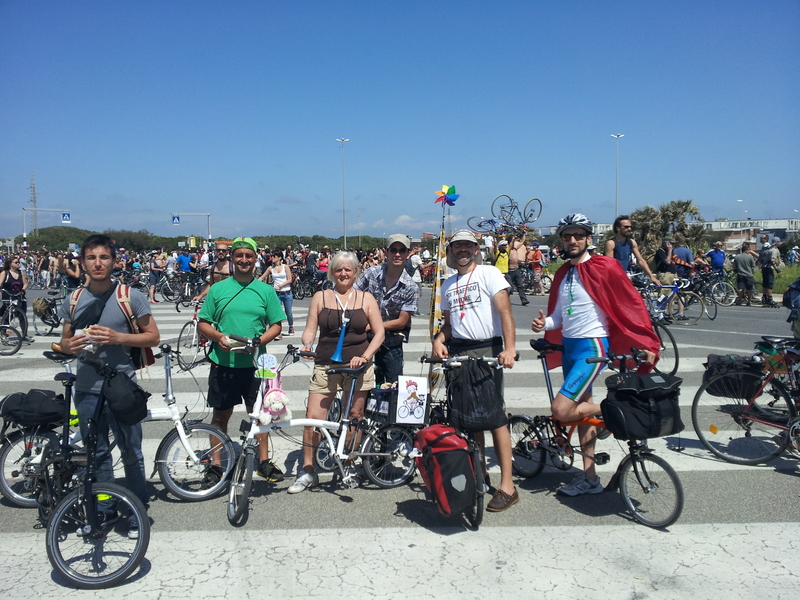 armata_brancaleone_bicipieghevoli_ciemmona2013