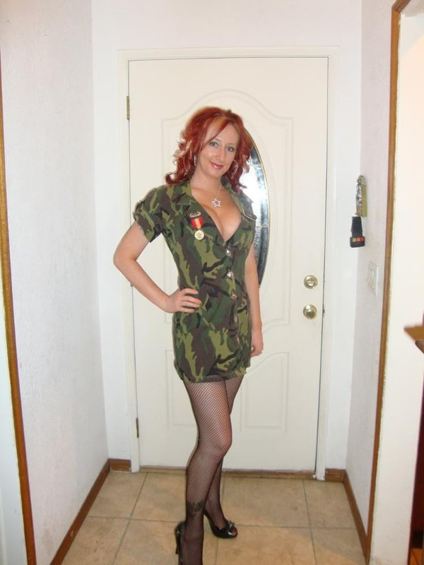 Redhead-Milf-25