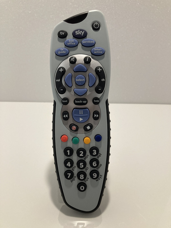 1200px-Antu-insert-image-svg