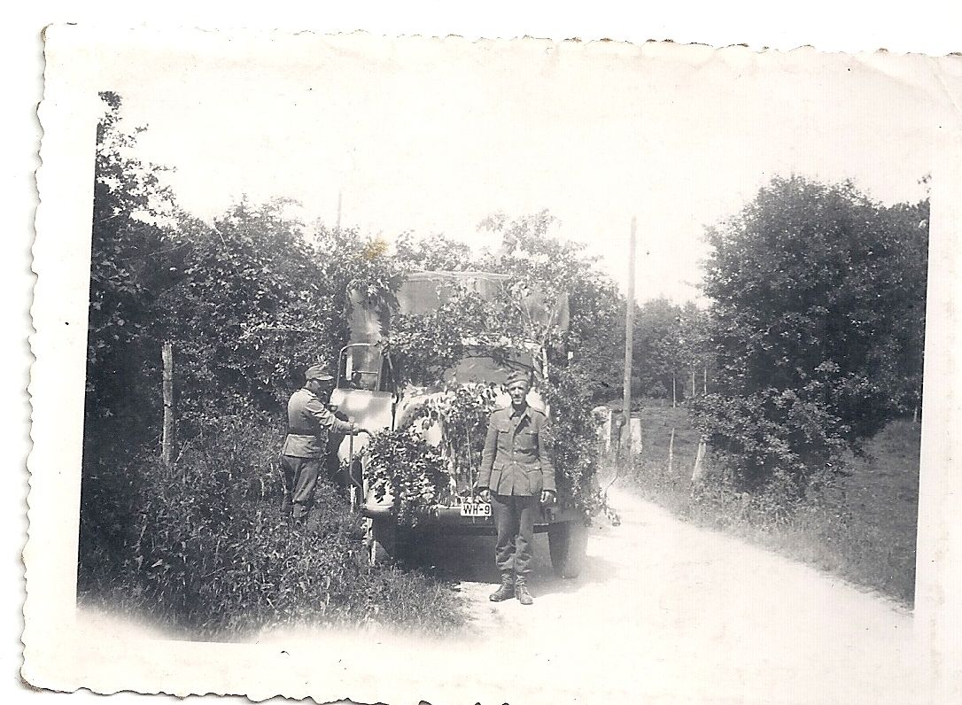 Orig.Foto Gebirgsjäger Wehrmacht getarnter LKW W