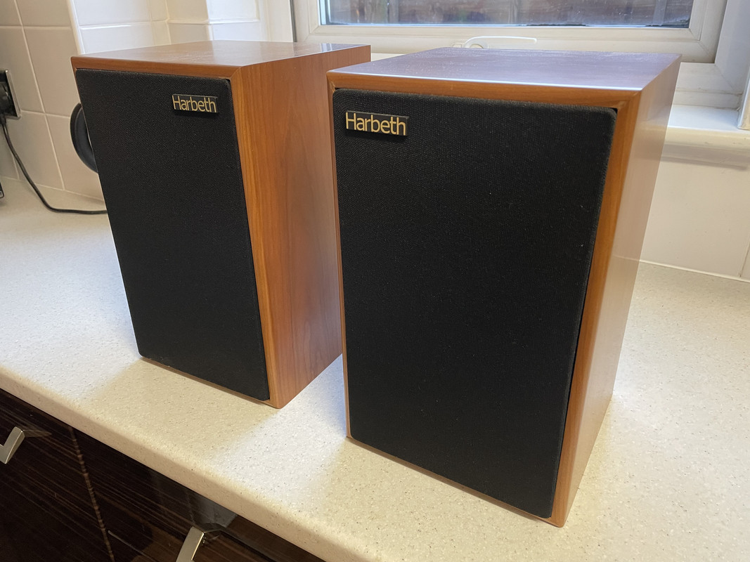 FDDC3A2D-AA18-4A73-AD3E-27B8B49AAE05