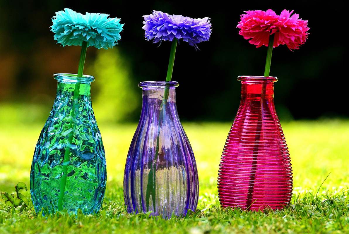 multi-Flowers-on-Vases.jpg