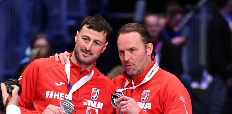 63010493-duvnjak-i-sigurdsson