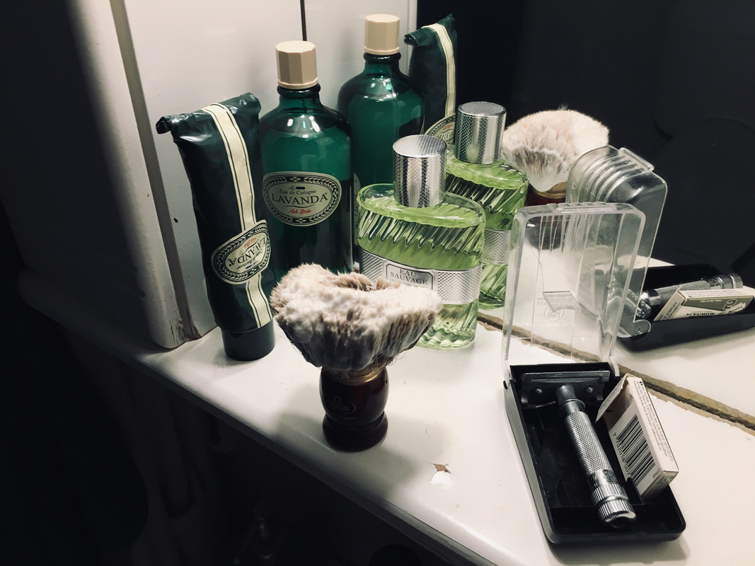 1A0718E2-A3BC-4E72-A9EF-B3454DF543E9