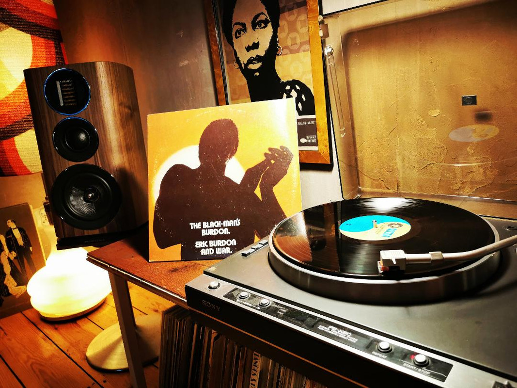 B923DFF6-6EA7-4EB8-9DD4-60C8FE4A6518