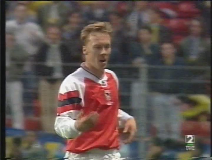 Recopa de Europa 1993/1994 - Final - Arsenal Vs. Parma (544p) (Castellano) 4