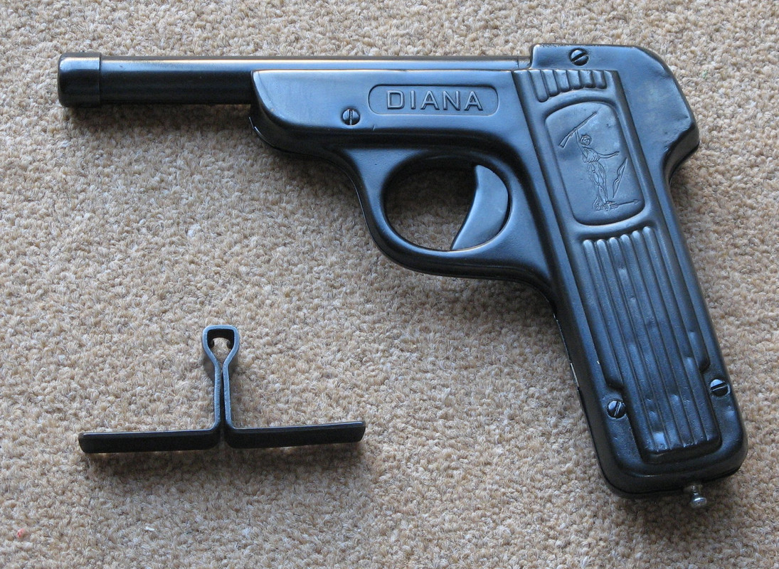 Diana Mod 1, Mayer & Grammelspacher, with rare cocking aid, rifled barrel