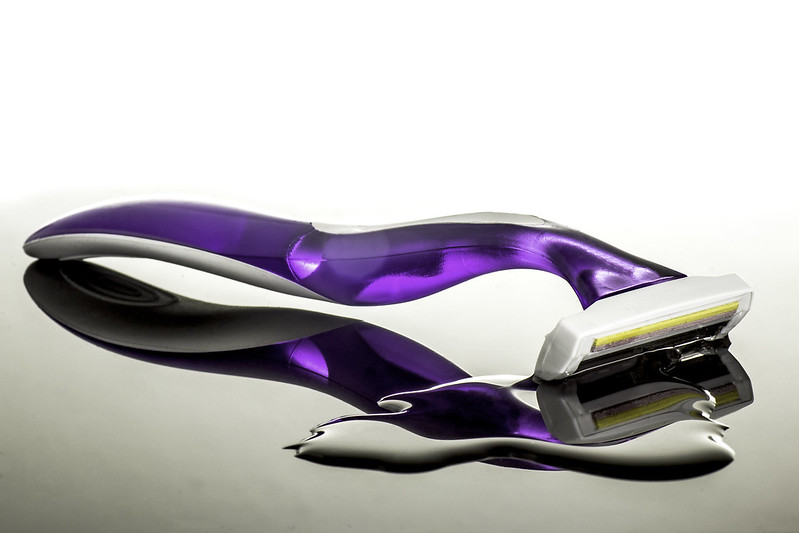 purple-razor.jpg