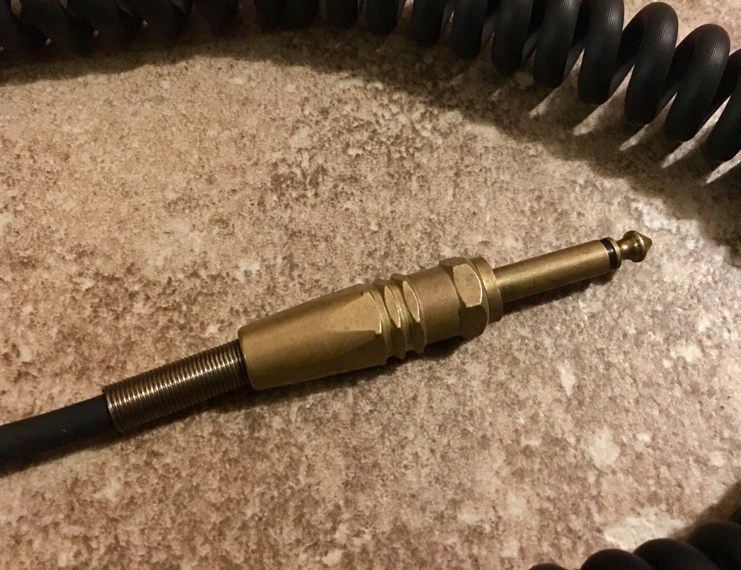 6CA6E1A9-A6A7-4766-819C-BA26AB5E2EA8