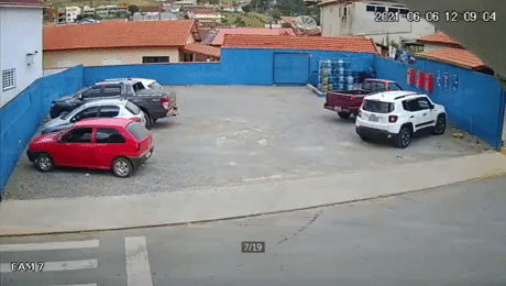 https://i.postimg.cc/fyztTC40/3.gif