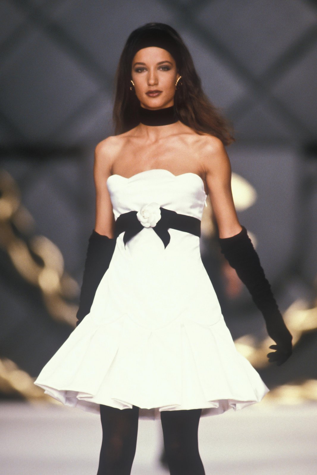 Fashion Classic: CHANEL Fall/Winter 1990 | Lipstick Alley