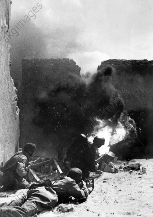 Fallschirmjäger 1942