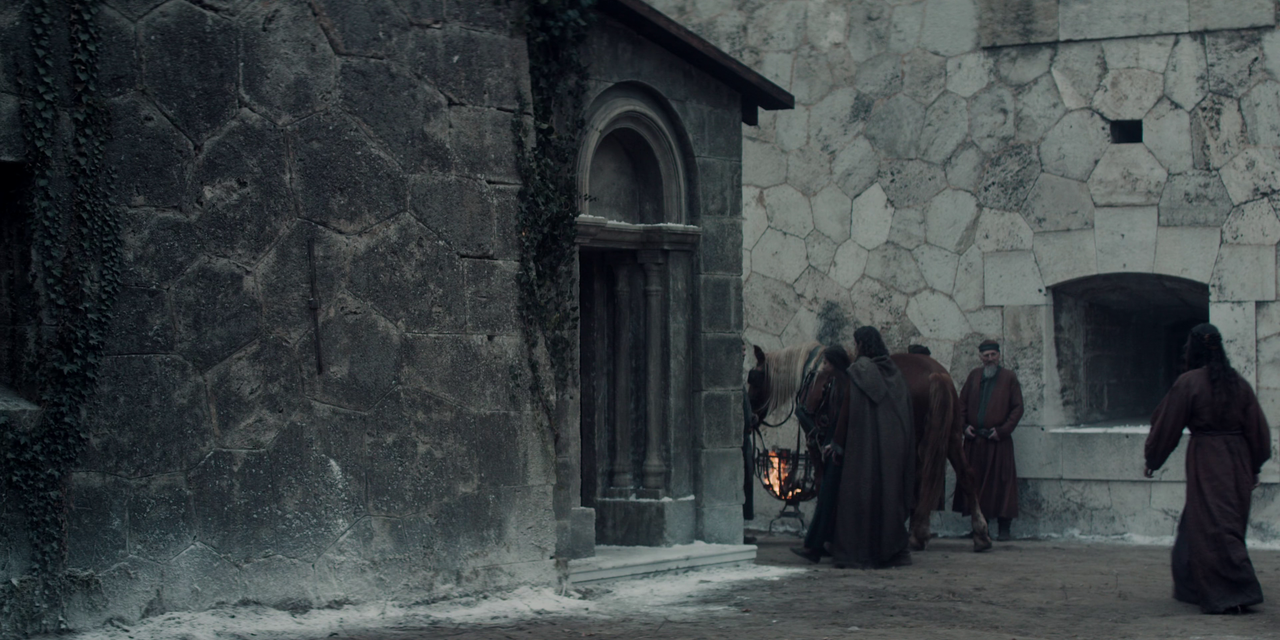 The.Witcher.S01E01.L.inizio.della.fine.2160p.WEBMux.ITA.ENG.DDP5.1.Multisub.x264-BlackBit[screenshot