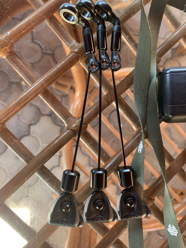 D93EB0CB-9E72-4E68-BEF7-7DEC81F23E93