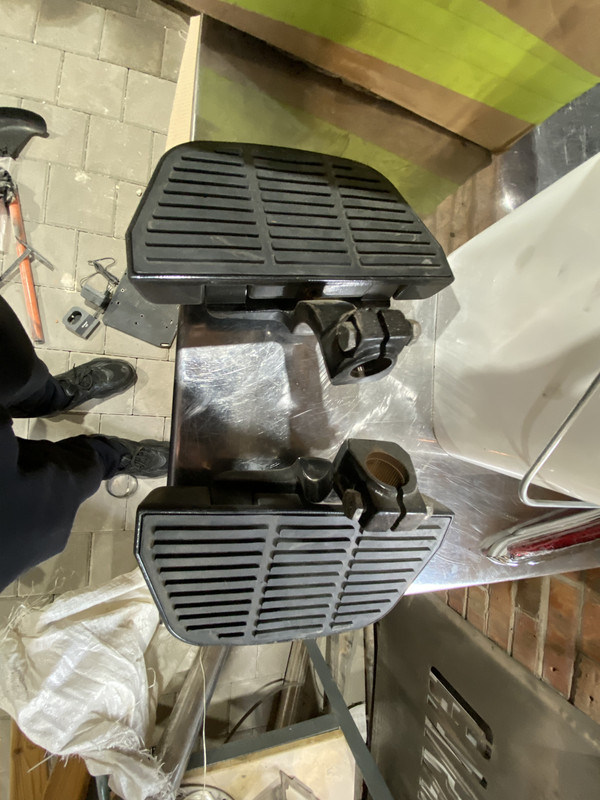 6AE0B240-B01C-48AD-9F00-744EC04FF745