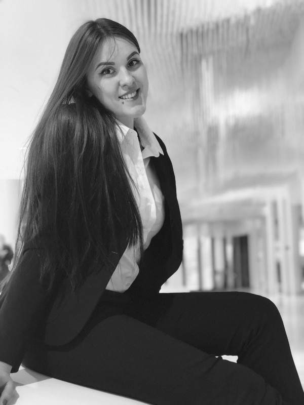 F10F26E3-1428-4EDD-98C8-32122FEA1109