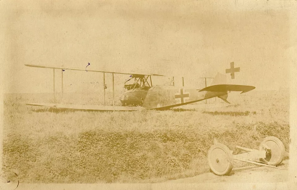 Port. Photo- RARE! Crashed German Luftstreitkrafte LVG C.V Reconnaissance Plane! (1)