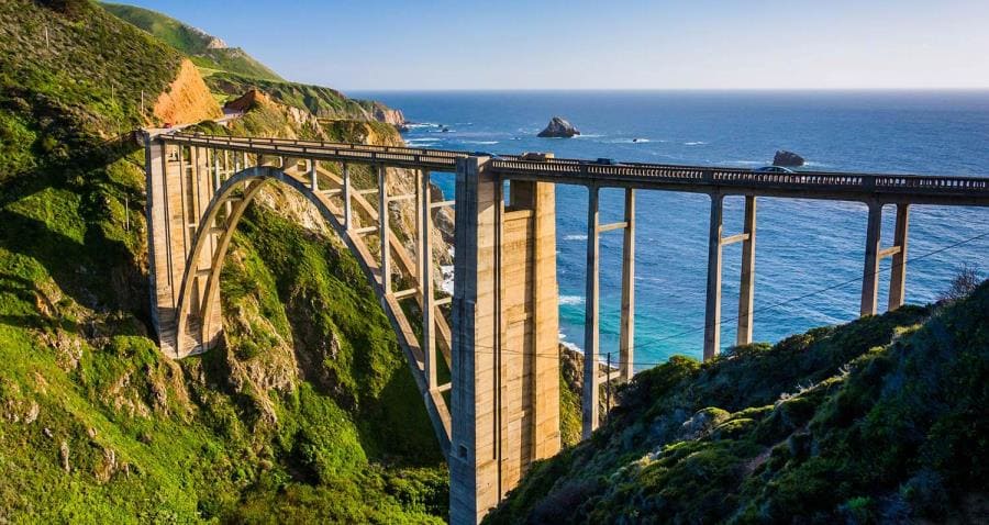 Мост Bixby Creek Bridge в Малибу