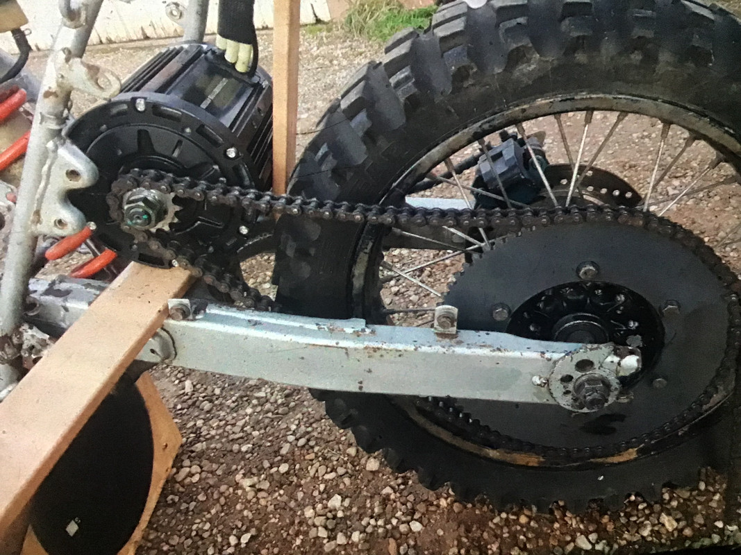 E408B357-A7A3-40E6-921C-74D97AA224CD