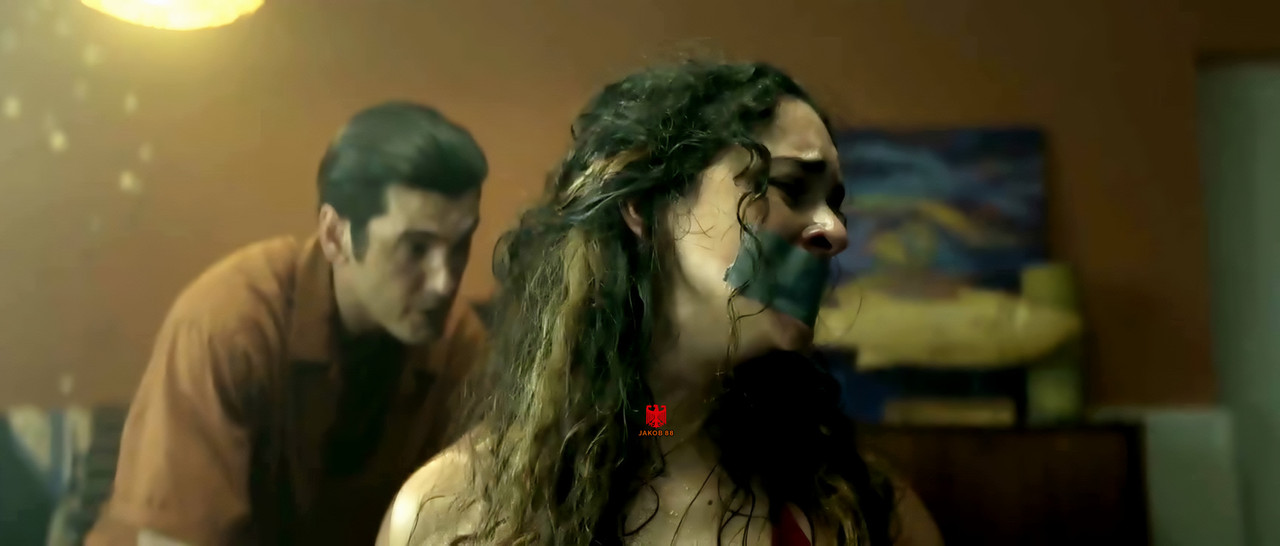 Silvia Naval 3 - Memento Mori S03EP01