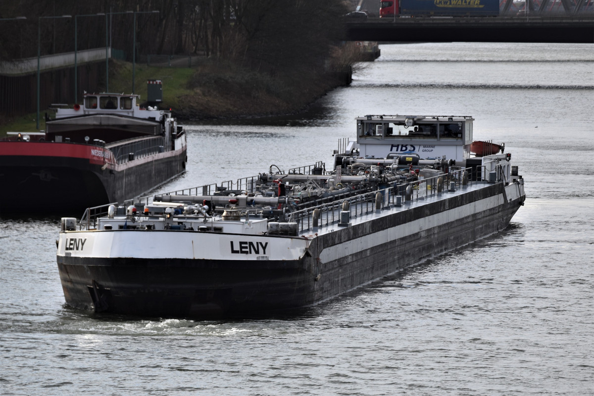 2022.02.05b1 Leny (1940x1293)