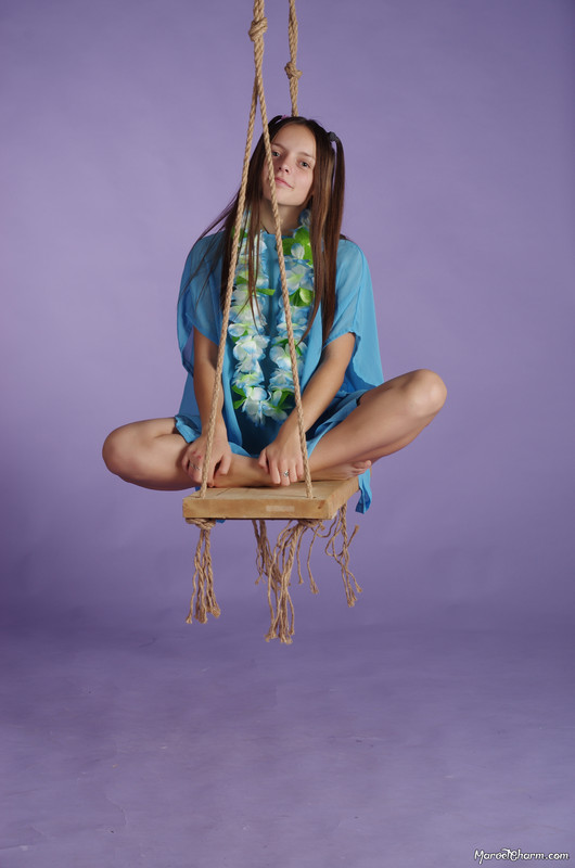 MarvelCharm_Nika-Swing-004