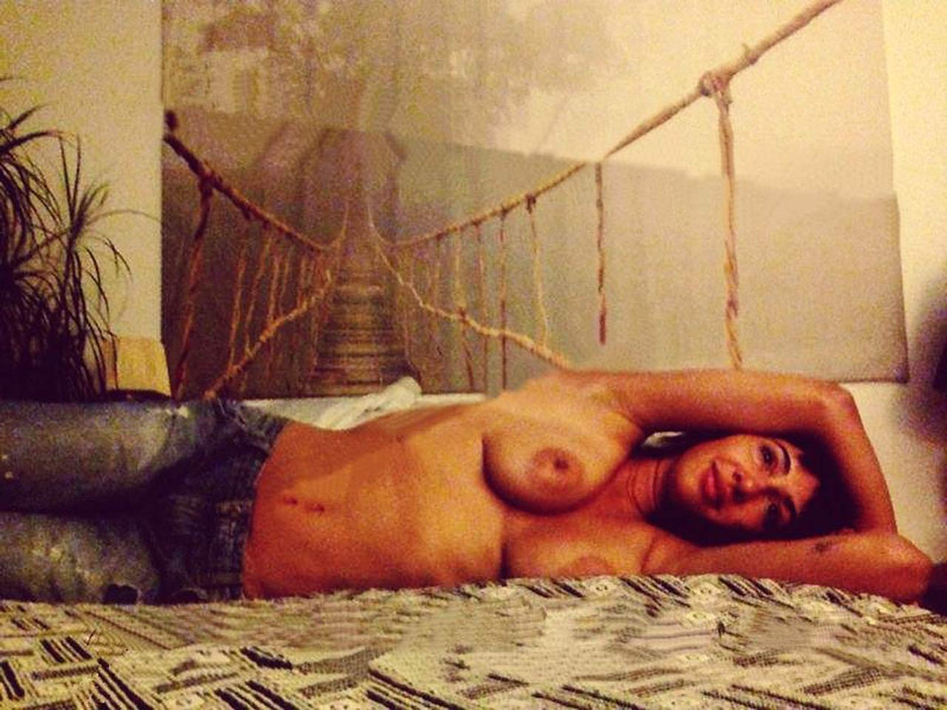 Jackie-Cruz-Nude-Naked-Sexy-Hot-Leaked-1-optimized
