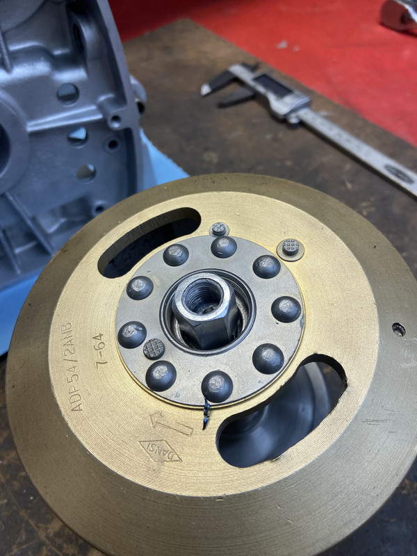 2452E516-3577-4420-8C63-567BA2D40D72