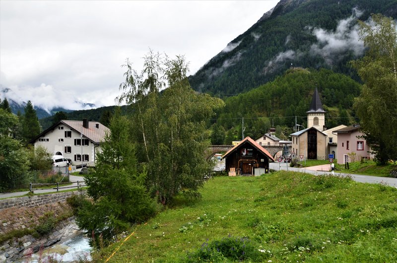 Suiza y sus pueblos-2019 - Blogs de Suiza - GUARDA-7-9-2019 (33)