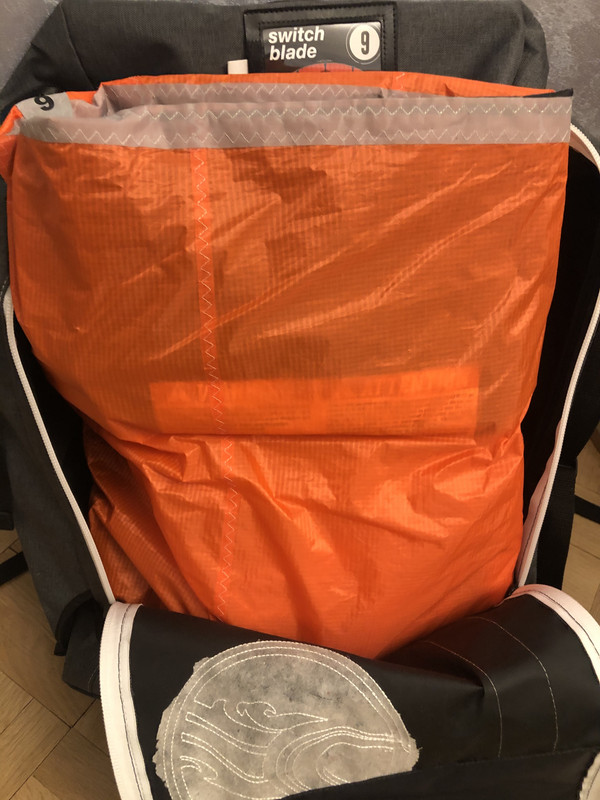 AD80236E-2D7C-4F7A-BC14-5C7BB4EC6B38