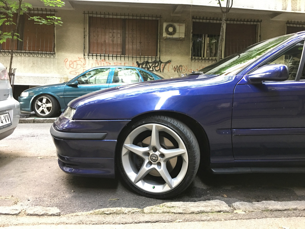 8FCAF585-BA28-4436-BBFD-58CE02AD2576