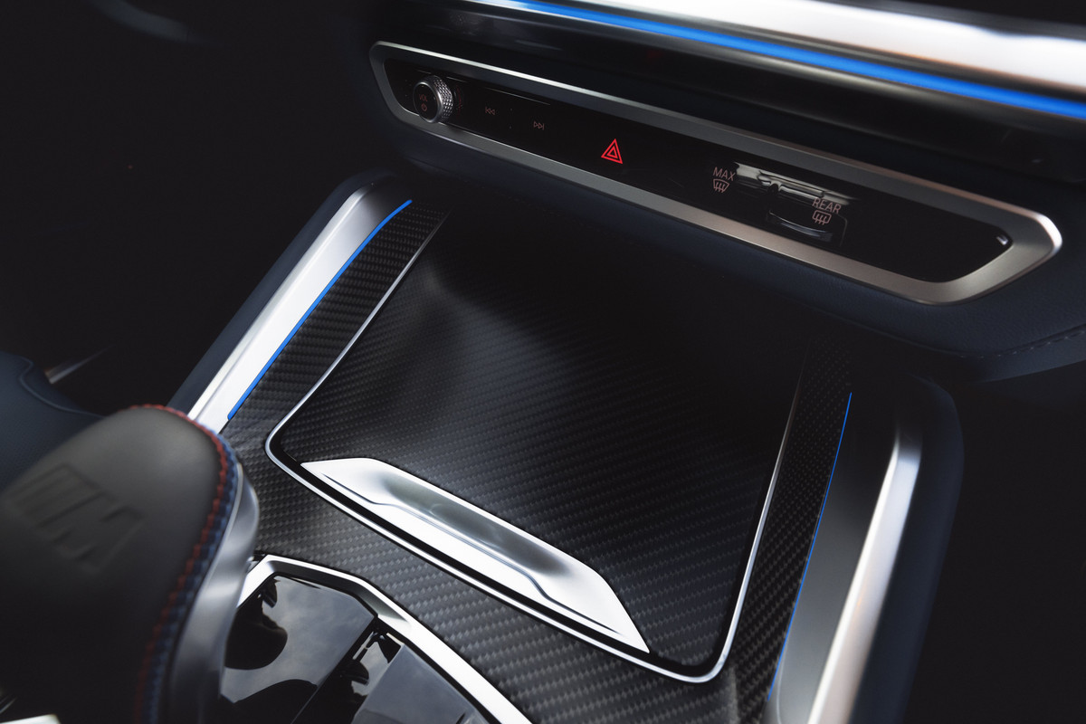 P90478595_highRes_the-first-ever-bmw-x