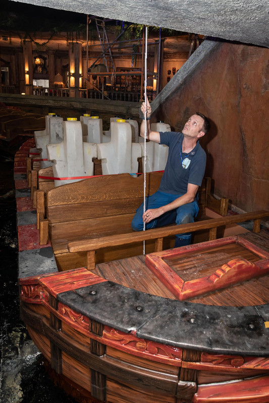 D6964ABC-B86E-472E-BB3F-040B74728250