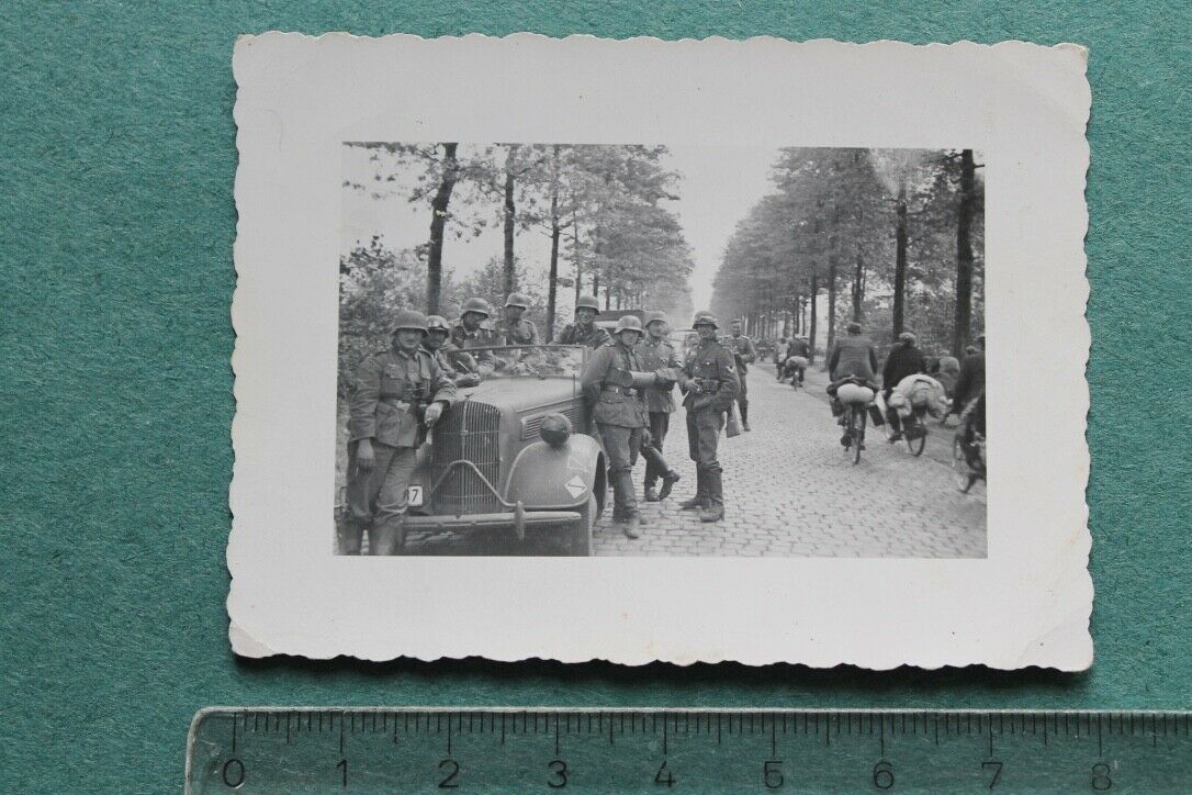 Foto Photo FB Wehrmacht Vormarsch Luxus PKW Divisionsabzeichen Brügge Belgien