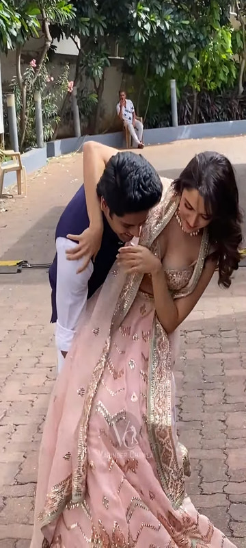 Screenshot_20220531-094050_MX Player Pro