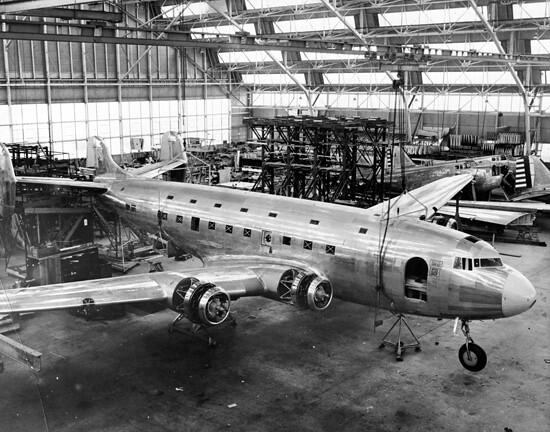 Douglas DC-4E manufacture