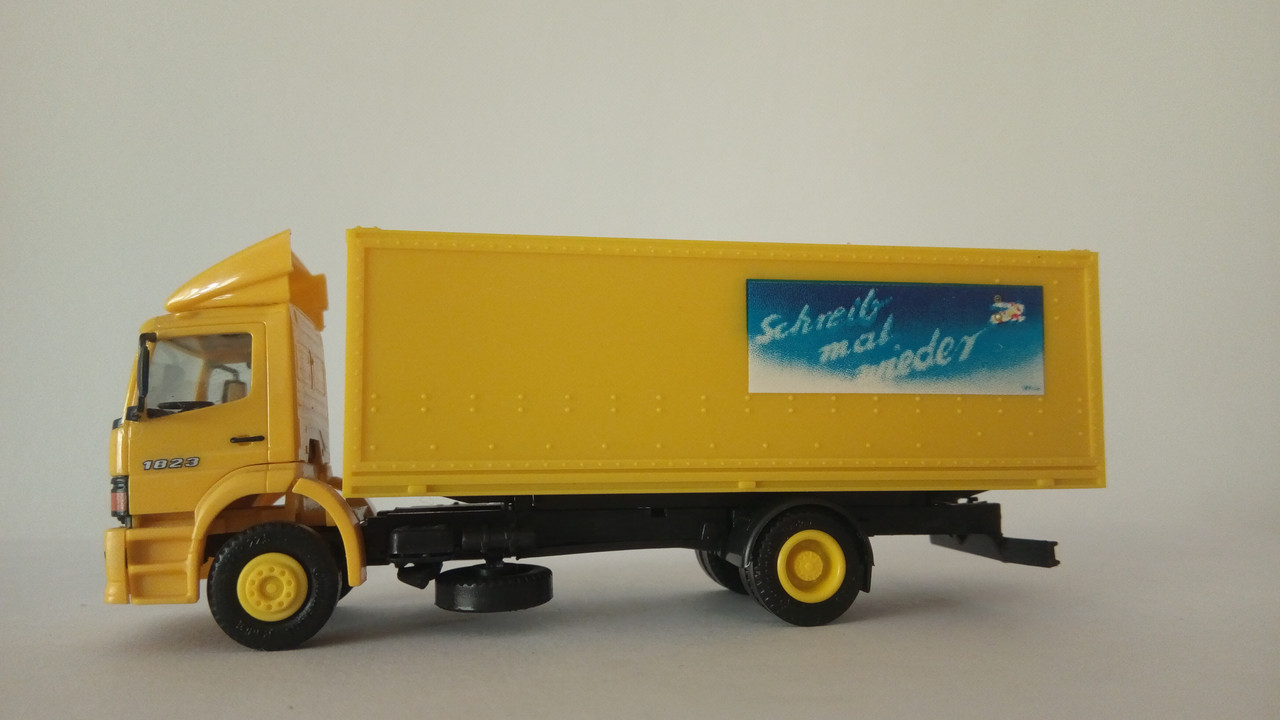 Macht (8024)