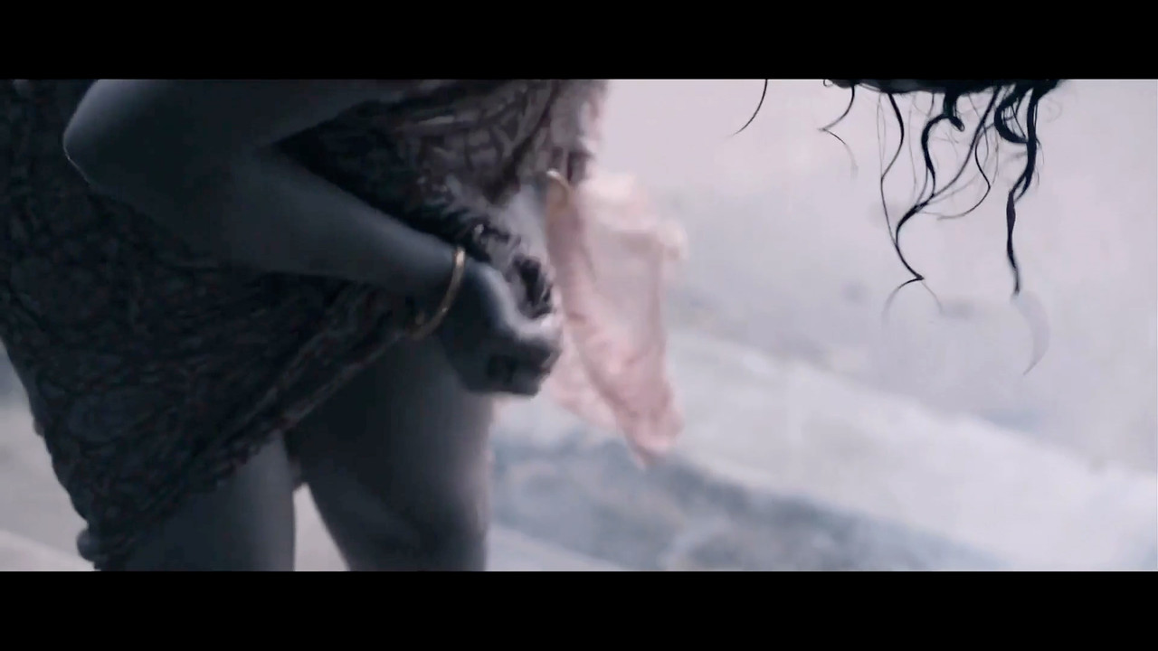 Vara.00_00_30_08.Still003