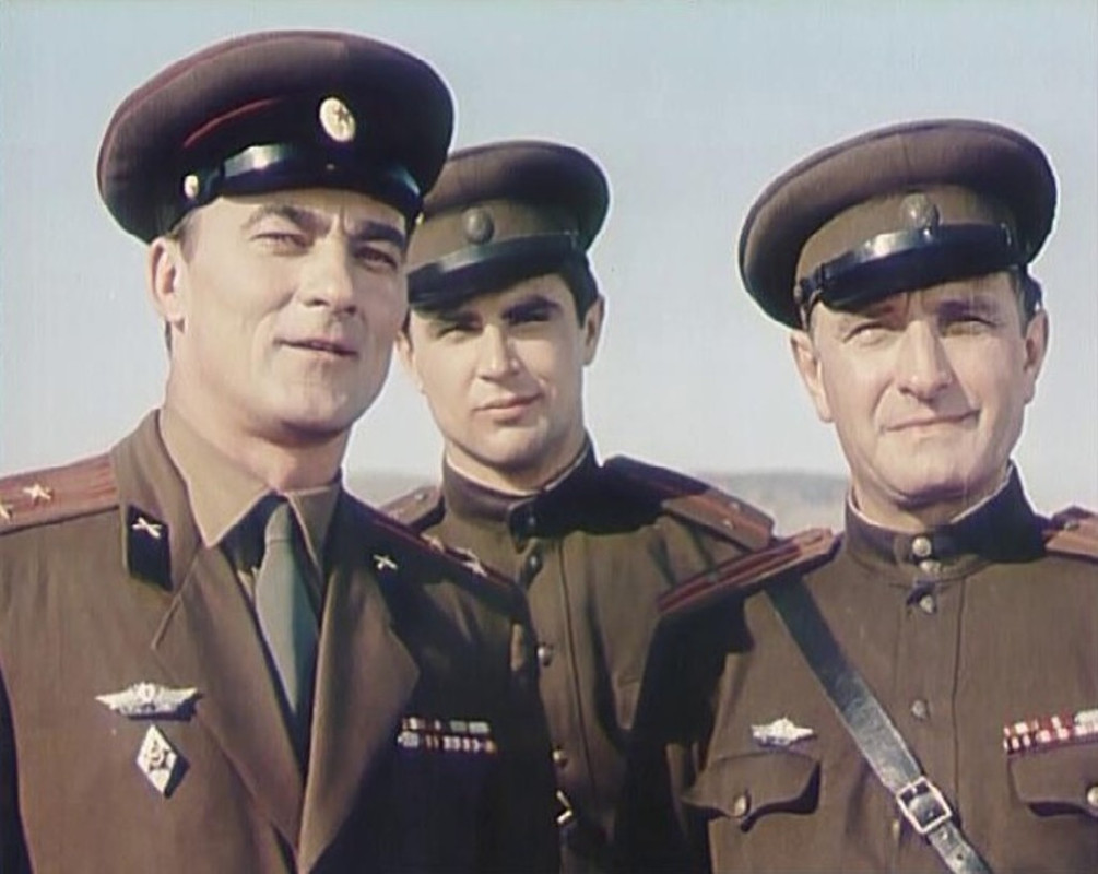 вс са. парадная форма рядового советской армии. шеврон артиллерийский са. присяга советской армии. солдат ссср.