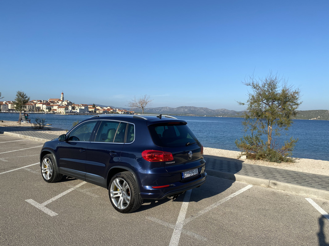 A724B658-72A6-4D00-A3CD-68439796D3EE