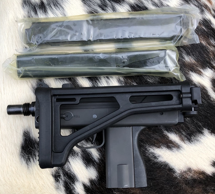 E603A4B4-3D6C-4164-8B89-754DAF0C3303