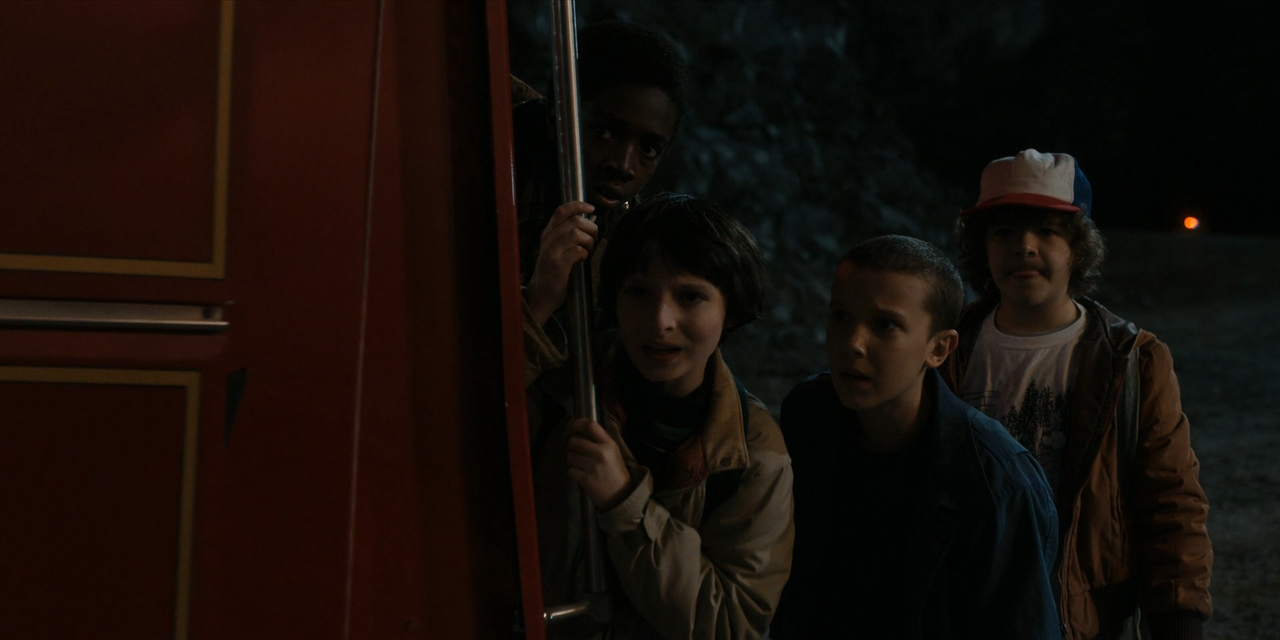Stranger.Things.1x03.Capitolo.tre.Luci.natalizie.ITA.ENG.1080p.B