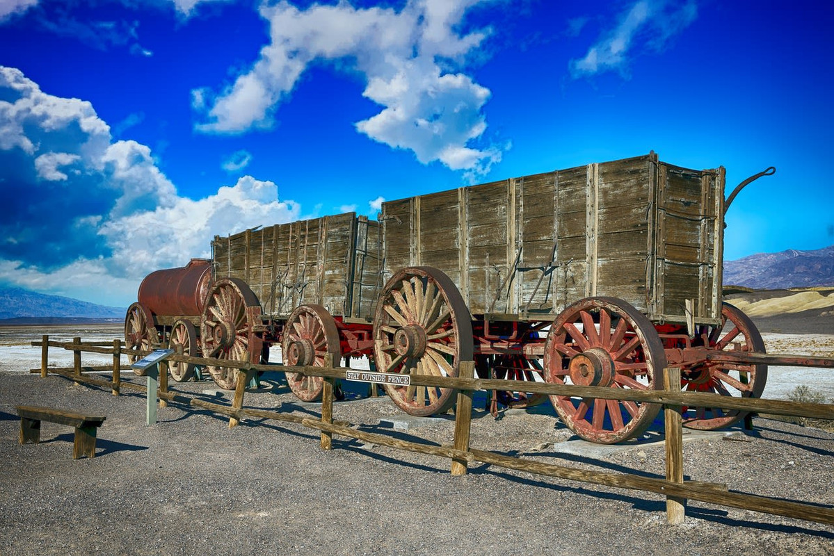 wagon-2570740-1280.jpg