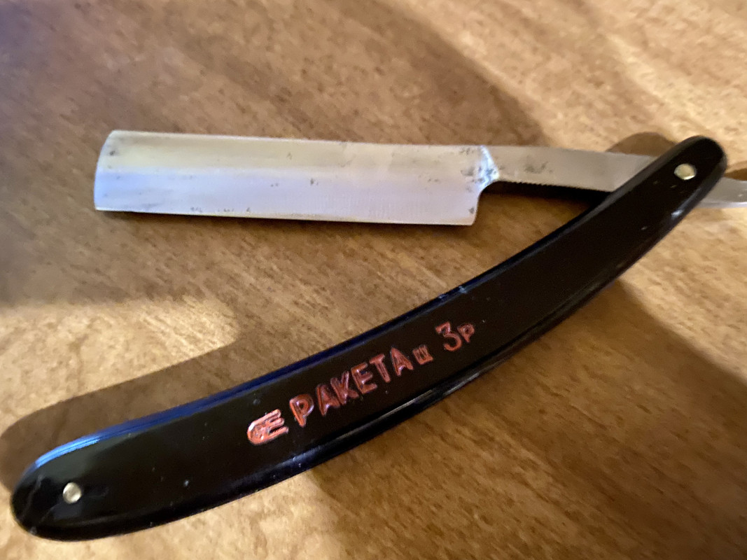 D90F7E84-10EB-4F1C-ABCA-5F16EBC6974E