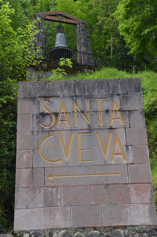 BASÍLICA DE COVADONGA-16-5-2013-ASTURIAS - Paseando por España-1991/2015-Parte-1 (23)