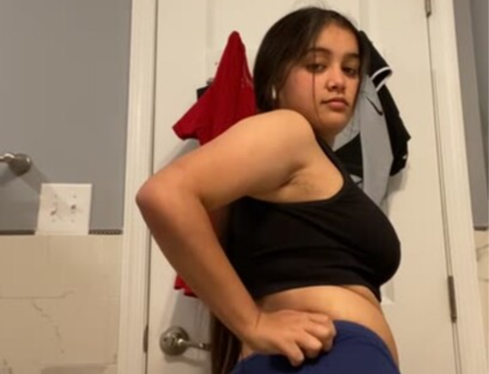 Beautiful cute and sexy maal mms in bathroom