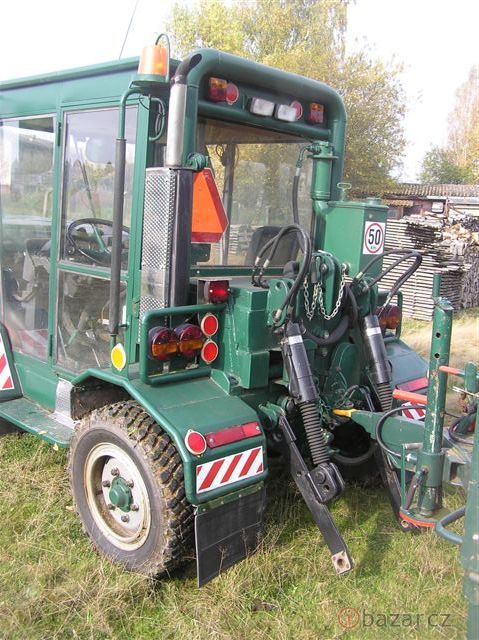 traktor-domaci-vyroby-na-podvozku-tatra-805-6848