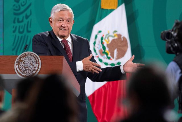 AMLO asegura que INE sí tiene dinero para realizar la consulta de revocación