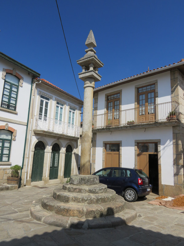São Mamede de Ribatua - Pelourinho